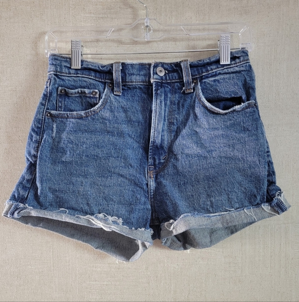 Abercrombie Mom Jean Shorts size 25